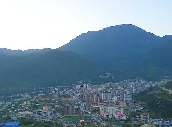 雷波县