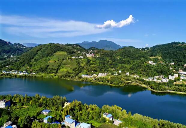雷波县乐水湖